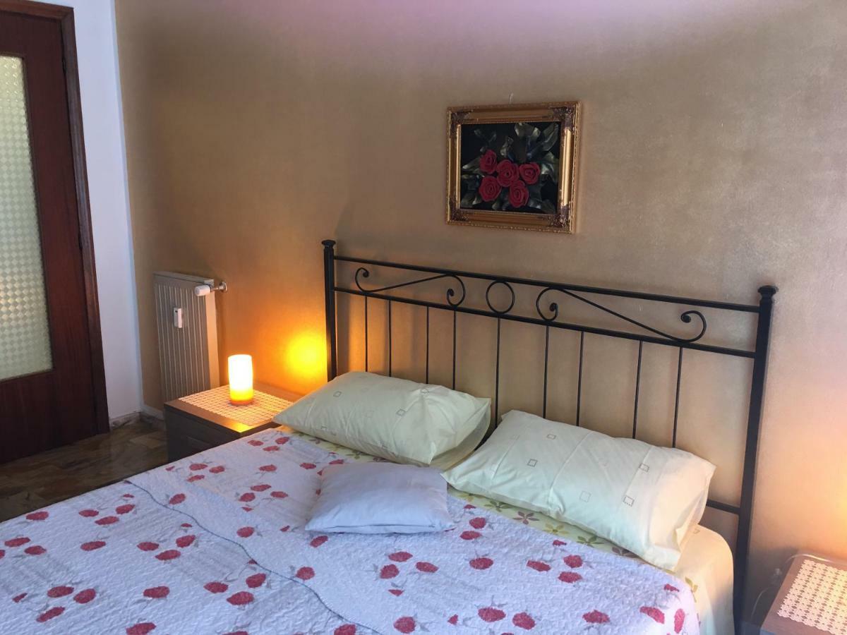 Casa Elena Apartment Albisola Superiore Bagian luar foto